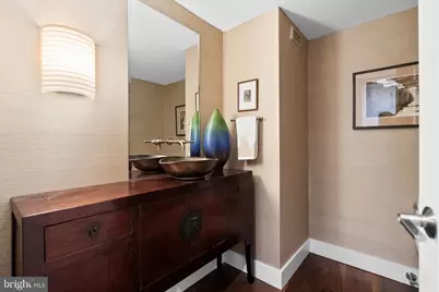 700 New Hampshire Avenue NW #421, Washington, DC 20037 - Photo 28