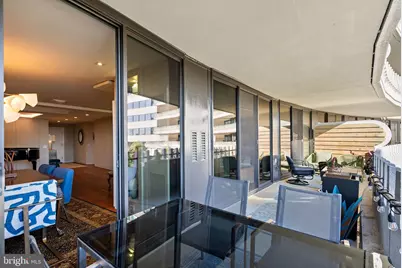 700 New Hampshire Avenue NW #421, Washington, DC 20037 - Photo 30