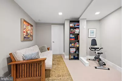 700 New Hampshire Avenue NW #421, Washington, DC 20037 - Photo 36