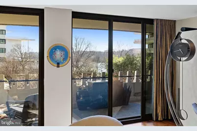 700 New Hampshire Avenue NW #421, Washington, DC 20037 - Photo 18