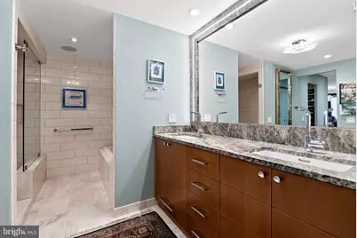 700 New Hampshire Avenue NW #421, Washington, DC 20037 - Photo 50