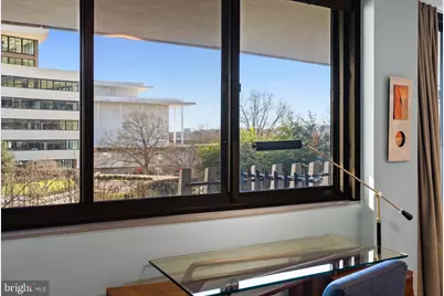 700 New Hampshire Avenue NW #421, Washington, DC 20037 - Photo 42