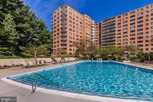 4201 Cathedral Ave NW, Washington, DC 20016 - Photo 4