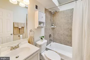 826 Delafield Pl NW, Washington, DC 20011 - Photo 18