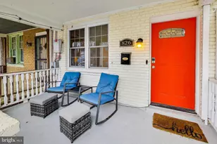 826 Delafield Pl NW, Washington, DC 20011 - Photo 2