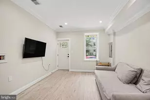 219 P St NW, Washington, DC 20001 - Photo 14