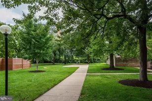 240 M St SW, Washington, DC 20024 - Photo 22