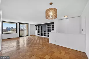 240 M St SW, Washington, DC 20024 - Photo 12