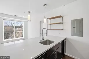 329 Rhode Island Ave NE, Washington, DC 20002 - Photo 6