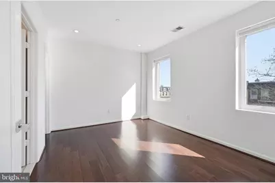 329 Rhode Island Avenue NE #203, Washington, DC 20002 - Photo 14