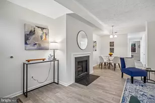 1953 Calvert St NW, Washington, DC 20009 - Photo 4