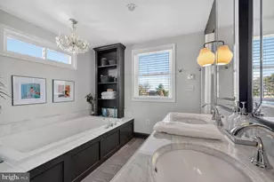 136 Rhode Island Ave NE, Washington, DC 20002 - Photo 14