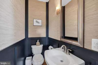 136 Rhode Island Avenue NE, Washington, DC 20002 - Photo 10