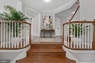 5108 Warren Pl NW, Washington, DC 20016 - Photo 2