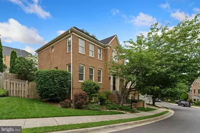 5108 Warren Place NW, Washington, DC 20016 - Photo 1