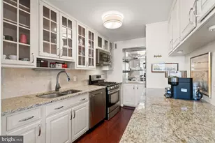 700 New Hampshire Ave NW, Washington, DC 20037 - Photo 10