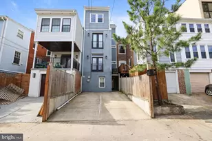 1423 Meridian Pl NW, Washington, DC 20010 - Photo 28