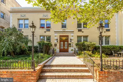 3022 Wisconsin Avenue NW #208, Washington, DC 20016 - Photo 2