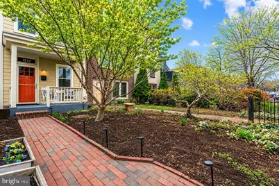 1519 North Carolina Avenue NE, Washington, DC 20002 - Photo 2