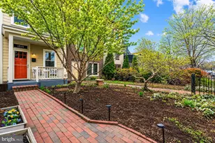 1519 North Carolina Ave NE, Washington, DC 20002 - Photo 2