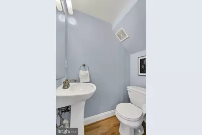 1519 North Carolina Avenue NE, Washington, DC 20002 - Photo 18