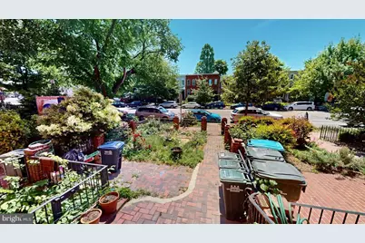318 Maryland Avenue NE, Washington, DC 20002 - Photo 2