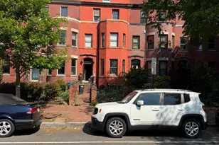 318 Maryland Ave NE, Washington, DC 20002 - Photo 1