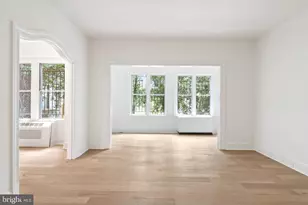 4000 Cathedral Ave NW, Washington, DC 20016 - Photo 2