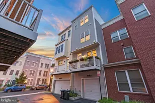 1022 3rd Pl SE, Washington, DC 20003 - Photo 30