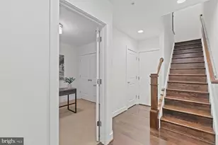 1022 3rd Pl SE, Washington, DC 20003 - Photo 2