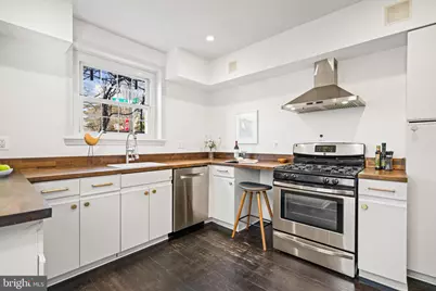 1698 32nd Street NW, Washington, DC 20007 - Photo 10