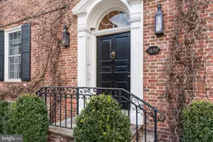 1698 32nd St NW, Washington, DC 20007 - Photo 2