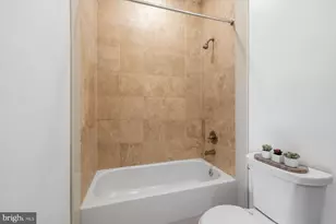 642 15th St NE, Washington, DC 20002 - Photo 28