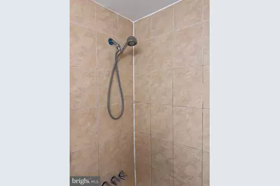 1513 Massachusetts Avenue SE #UNIT B, Washington, DC 20003 - Photo 4