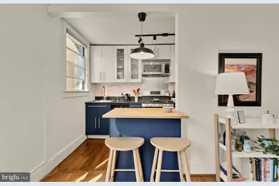 1820 Clydesdale Place NW #205, Washington, DC 20009 - Photo 10