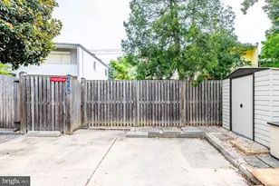 4848 Reservoir Rd NW, Washington, DC 20007 - Photo 42