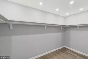 4201 Cathedral Ave NW, Washington, DC 20016 - Photo 24