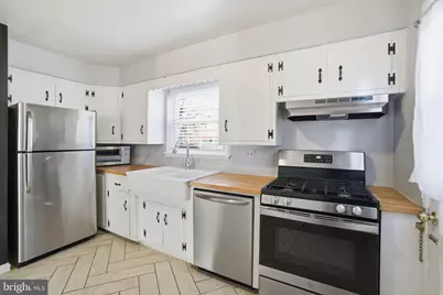 5331 42nd Place NW, Washington, DC 20015 - Photo 12