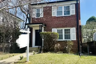 5331 42nd Pl NW, Washington, DC 20015 - Photo 2