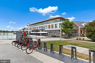 1101 3rd St SW, Washington, DC 20024 - Photo 34