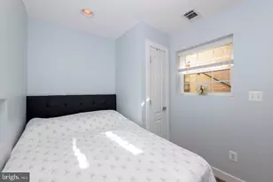 514 Hobart Pl NW, Washington, DC 20001 - Photo 8