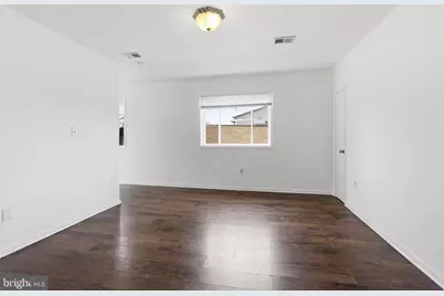 506 Eastern Avenue NE #202, Washington, DC 20019 - Photo 4