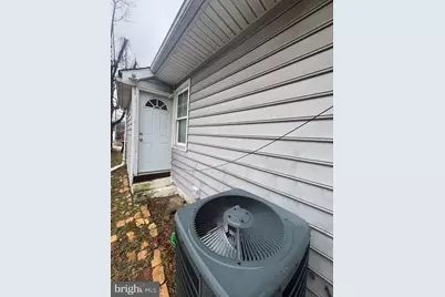 4243 Dix Street NE, Washington, DC 20019 - Photo 32