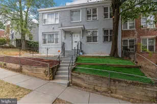 15 Galveston Pl SW, Washington, DC 20032 - Photo 2