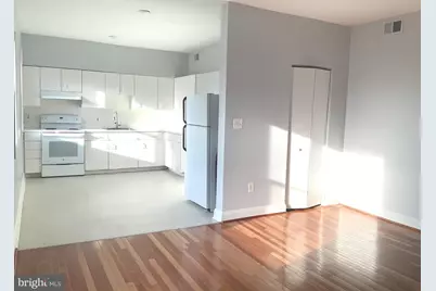 2201 15th Street NW #303, Washington, DC 20009 - Photo 4