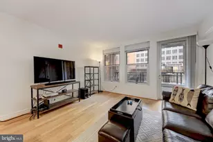 915 E St NW, Washington, DC 20004 - Photo 10