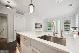 1108 16th St NW, Washington, DC 20036 - Photo 6