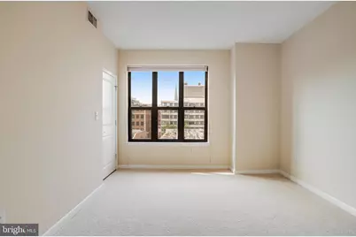 1001 L Street NW #811, Washington, DC 20001 - Photo 18