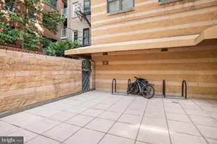 1001 L St NW, Washington, DC 20001 - Photo 32