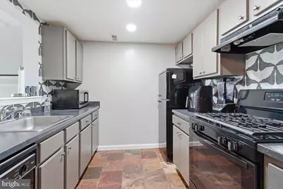 2609 Douglass Road SE #402, Washington, DC 20020 - Photo 4